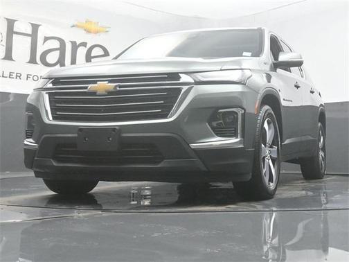 2022 Chevrolet Traverse LT Leather