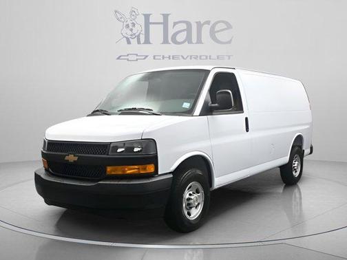 Summit White 2026 Chevrolet Express 2500 Work Van