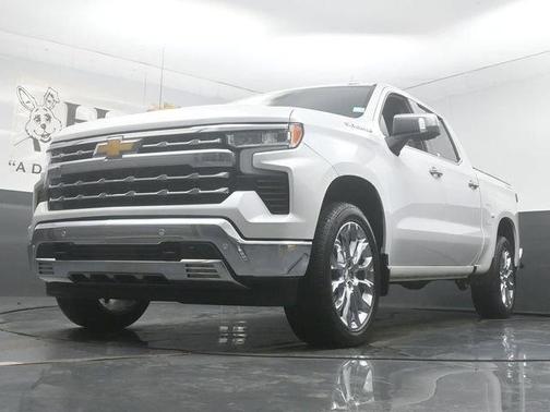 Iridescent Pearl Tricoat 2023 Chevrolet Silverado 1500 LTZ