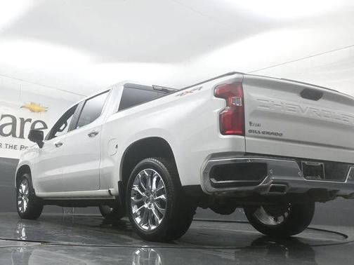Iridescent Pearl Tricoat 2023 Chevrolet Silverado 1500 LTZ