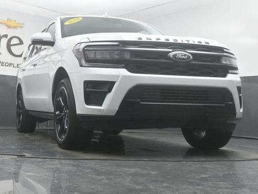 Oxford White 2024 Ford Expedition Limited
