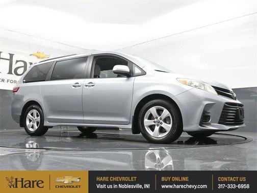2018 Toyota Sienna L