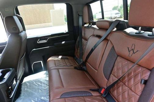 Summit White 2026 Chevrolet Silverado 2500 LT