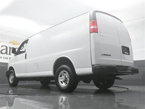 2022 Chevrolet Express 2500 Work Van