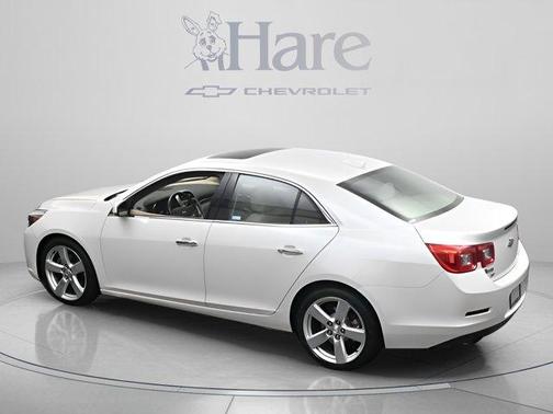 Iridescent Pearl Tricoat 2015 Chevrolet Malibu 2LZ