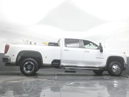 2022 Chevrolet Silverado 3500 LT