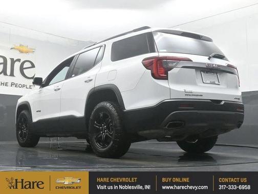 2023 GMC Acadia AT4