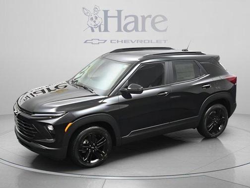 Mosaic Black Metallic 2026 Chevrolet Trailblazer LT