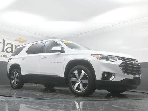 Summit White 2021 Chevrolet Traverse LT Leather