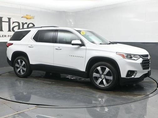 Summit White 2021 Chevrolet Traverse LT Leather