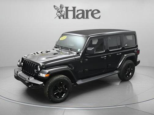 Black Clearcoat 2023 Jeep Wrangler Sahara