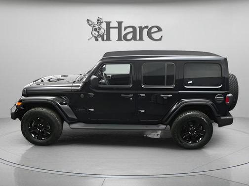 Black Clearcoat 2023 Jeep Wrangler Sahara