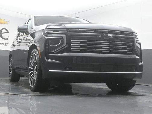 Dark Ash Metallic 2026 Chevrolet Tahoe High Country