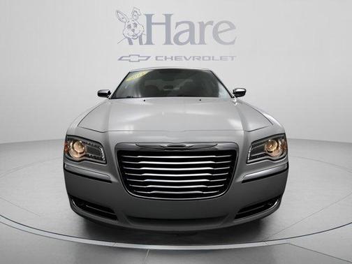 Bright White 2011 Chrysler 300 Limited