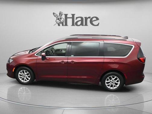 2021 Chrysler Voyager LXI