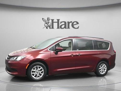 2021 Chrysler Voyager LXI