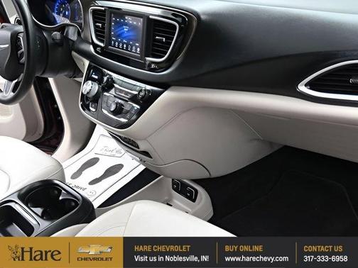 2021 Chrysler Voyager LXI