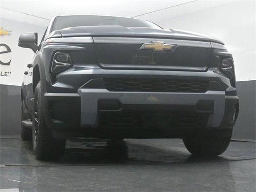 2025 Chevrolet Silverado EV LT