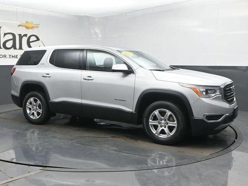 Quicksilver Metallic 2018 GMC Acadia SLE-1