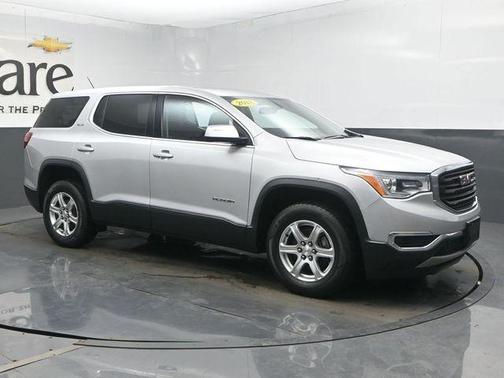 Quicksilver Metallic 2018 GMC Acadia SLE-1