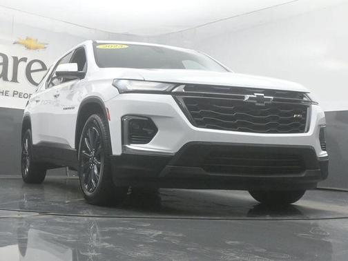 Summit White 2023 Chevrolet Traverse RS