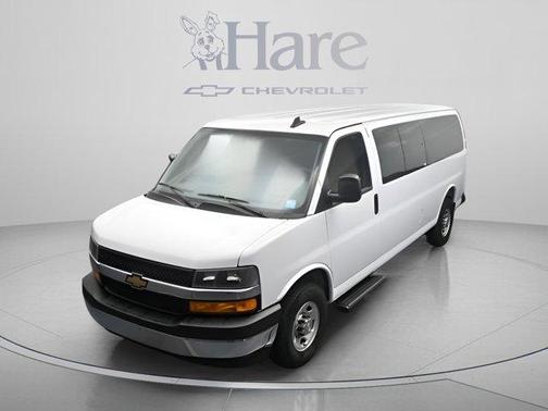 Summit White 2025 Chevrolet Express 3500 LT