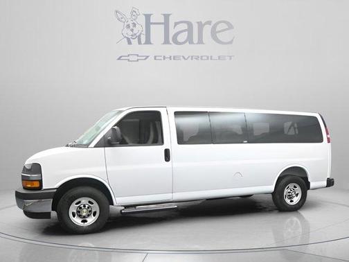 Summit White 2025 Chevrolet Express 3500 LT