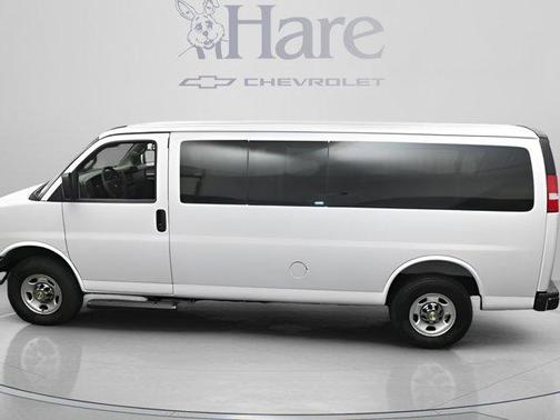 Summit White 2025 Chevrolet Express 3500 LT