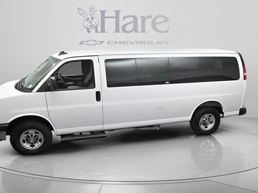 Summit White 2025 Chevrolet Express 3500 LT