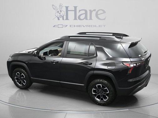 Mosaic Black Metallic 2026 Chevrolet Equinox FWD ACTIV