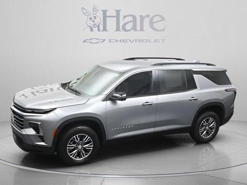 Sterling Gray Metallic 2026 Chevrolet Traverse LT