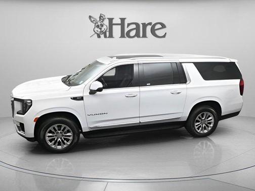 2022 GMC Yukon XL SLT