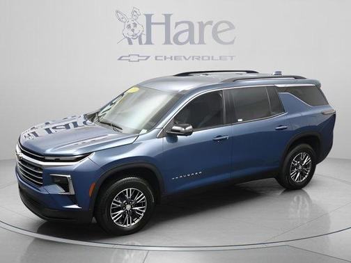 Lakeshore Blue Metallic 2026 Chevrolet Traverse LT