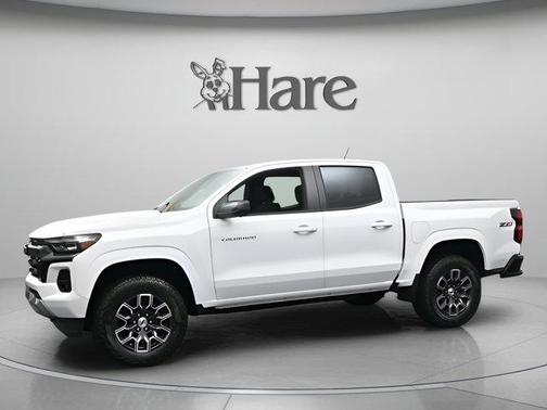 Summit White 2025 Chevrolet Colorado Z71