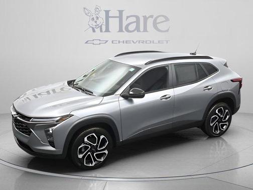 Sterling Gray Metallic 2026 Chevrolet Trax 2RS