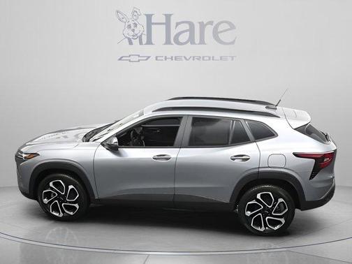 Sterling Gray Metallic 2026 Chevrolet Trax 2RS
