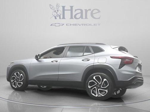 Sterling Gray Metallic 2026 Chevrolet Trax 2RS