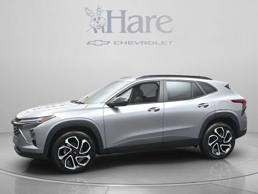 Sterling Gray Metallic 2026 Chevrolet Trax 2RS