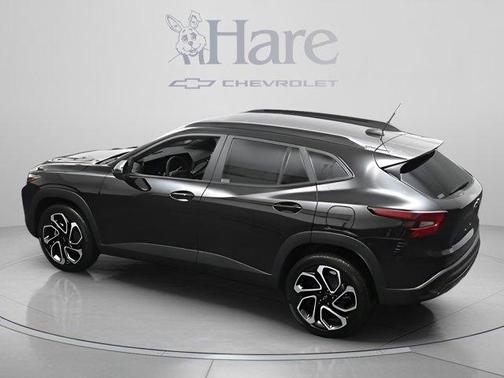 Mosaic Black Metallic 2026 Chevrolet Trax 2RS