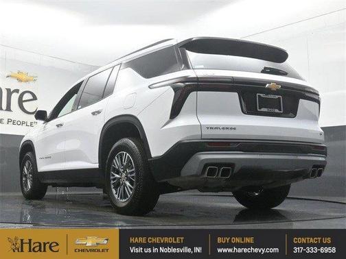 2024 Chevrolet Traverse LT