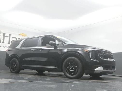 Aurora Black Pearl 2025 Kia Carnival LXS