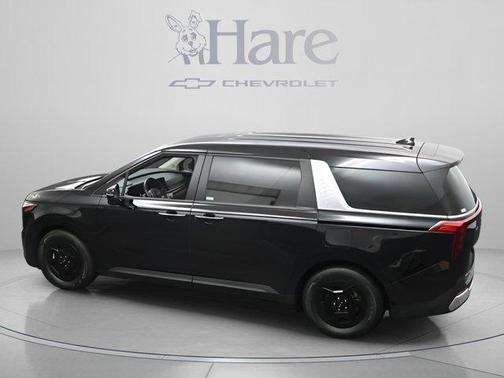 Aurora Black Pearl 2025 Kia Carnival LXS
