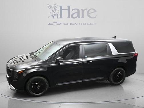 Aurora Black Pearl 2025 Kia Carnival LXS