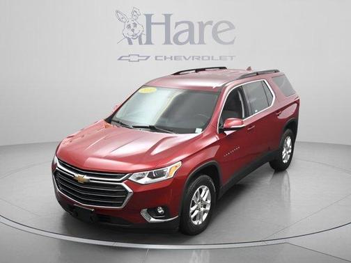 Cajun Red Tintcoat 2020 Chevrolet Traverse LT Cloth