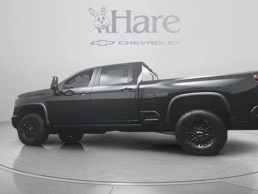 Black 2026 Chevrolet Silverado 2500 ZR2