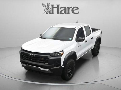 Summit White 2026 Chevrolet Colorado Trail Boss