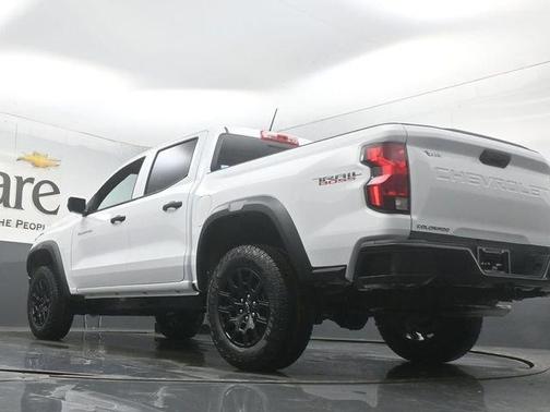 Summit White 2026 Chevrolet Colorado Trail Boss