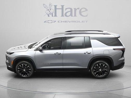 Sterling Gray Metallic 2026 Chevrolet Traverse LT