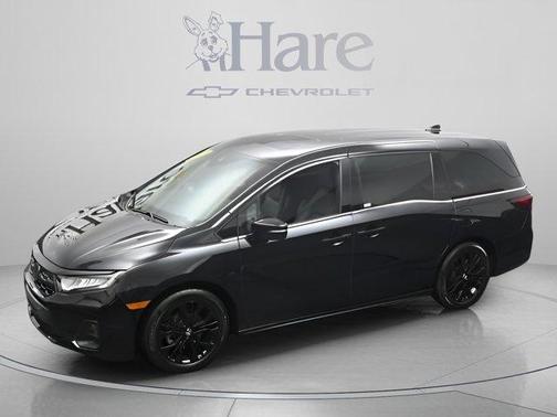 Crystal Black Pearl 2025 Honda Odyssey Sport-L