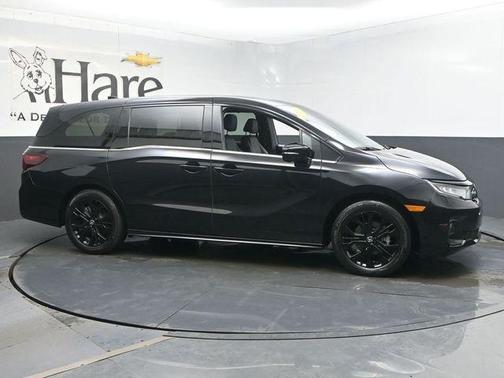 Crystal Black Pearl 2025 Honda Odyssey Sport-L